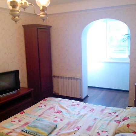 Beautiful And Comfortable 2 Rooms Apartment 키예프 외부 사진